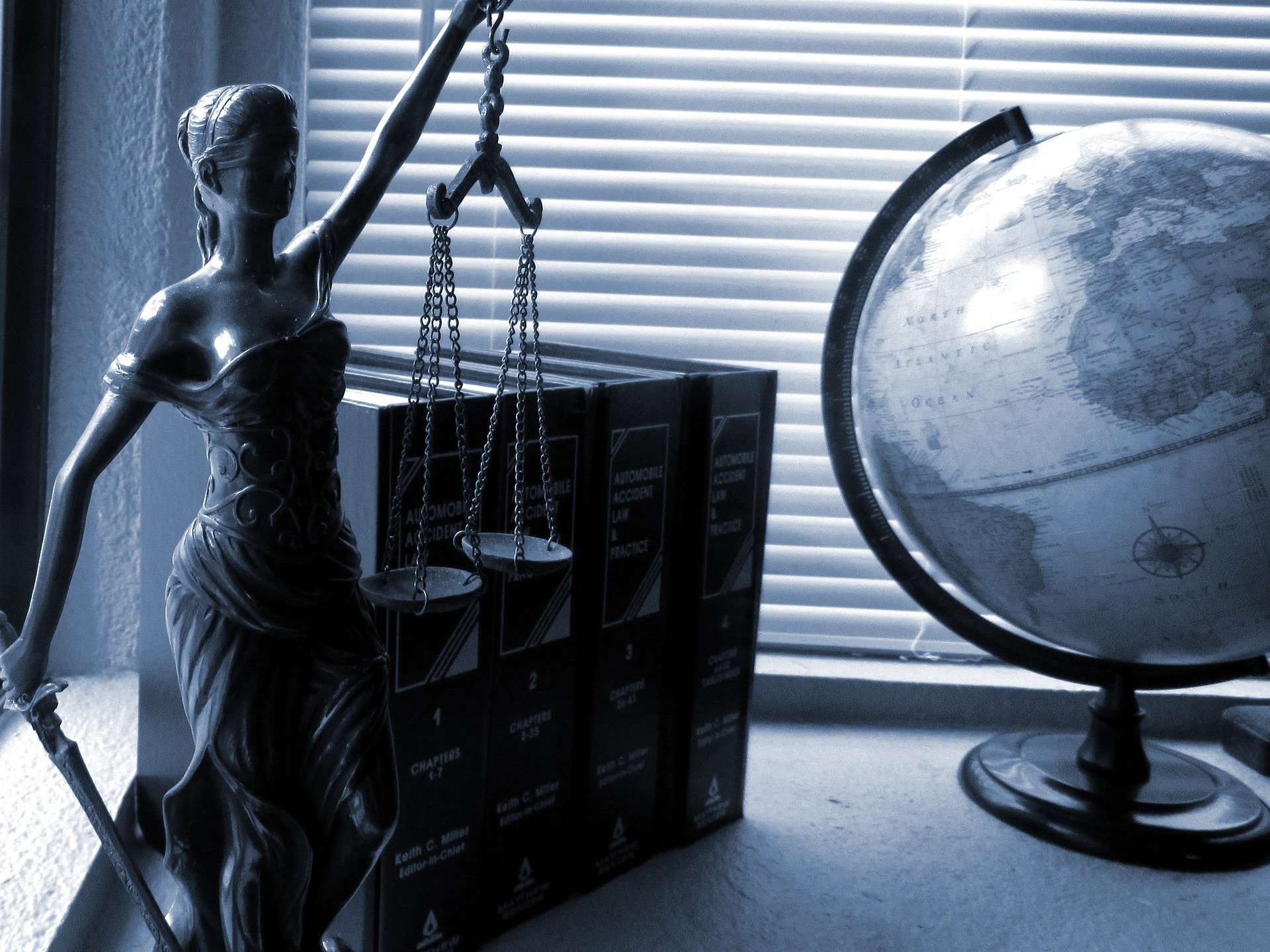 CORPORATE LAW: A LUCRATIVE CAREER OPTION