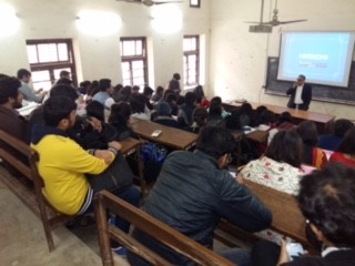 Director AB Tutorials addressing Shanti Narayan Annual Parliamentary Debate at Hansraj College 2017